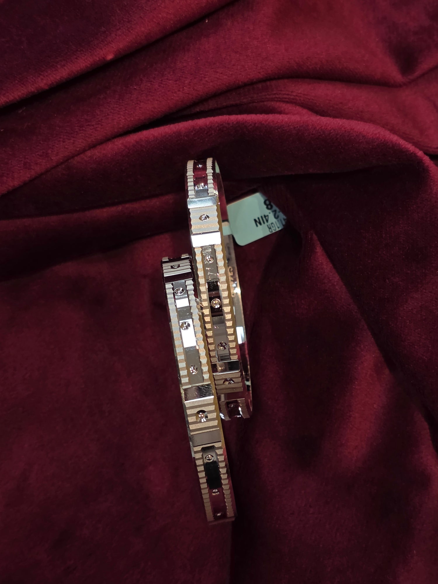 SILVER BANGLES 2.4IN LB006