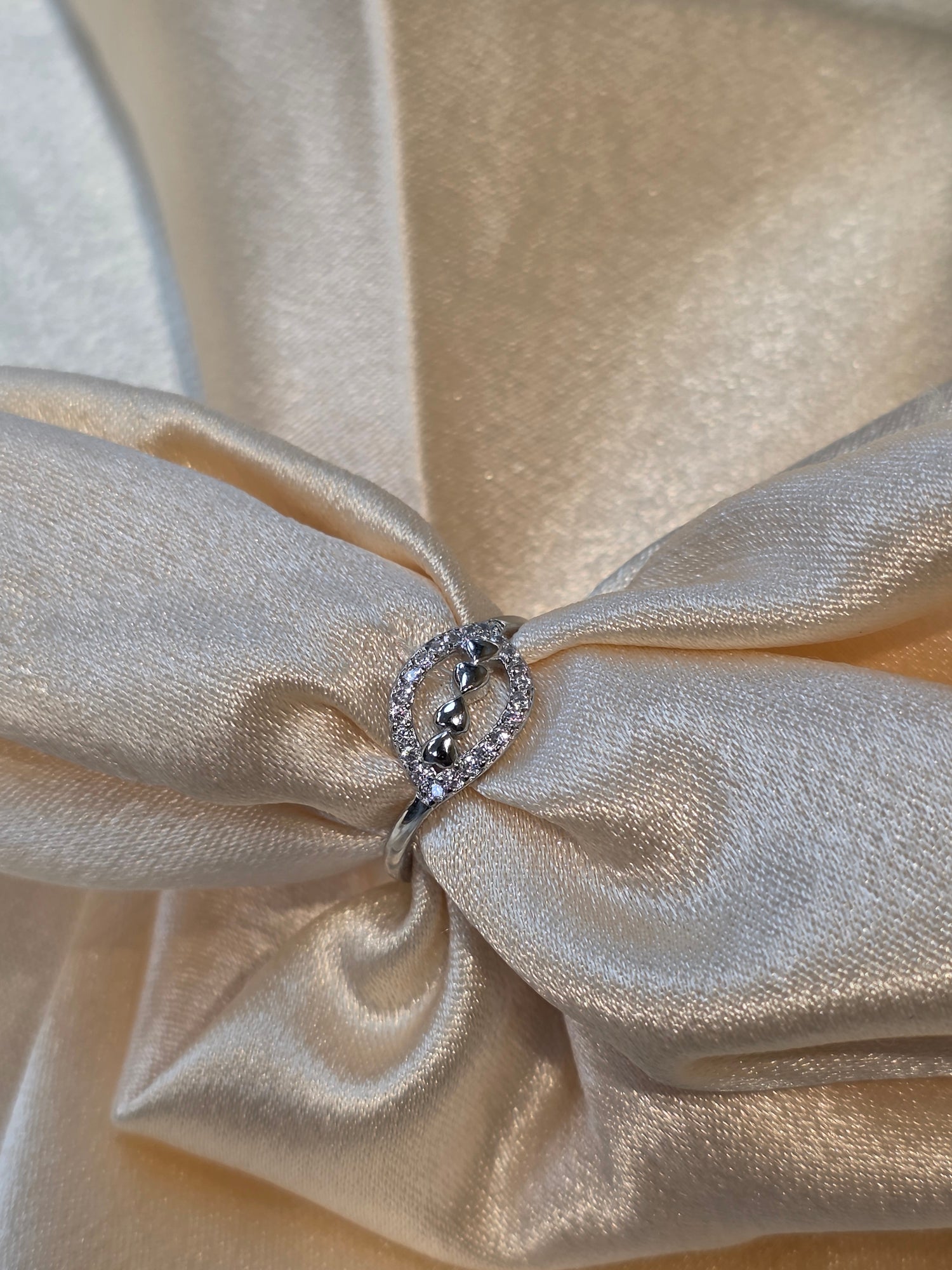 SILVER RING SIZE 5 GR526