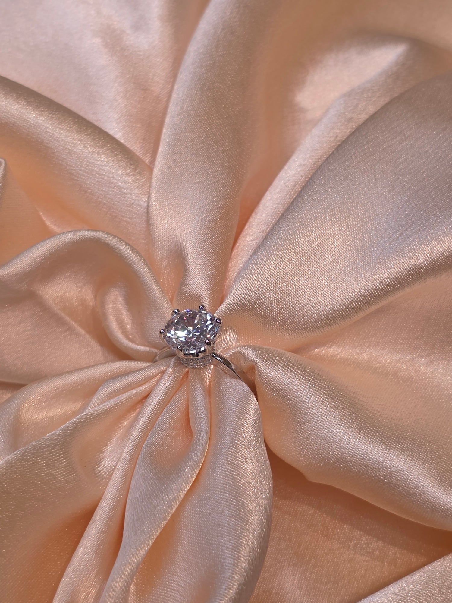 SILVER RING SIZE 8 GR387