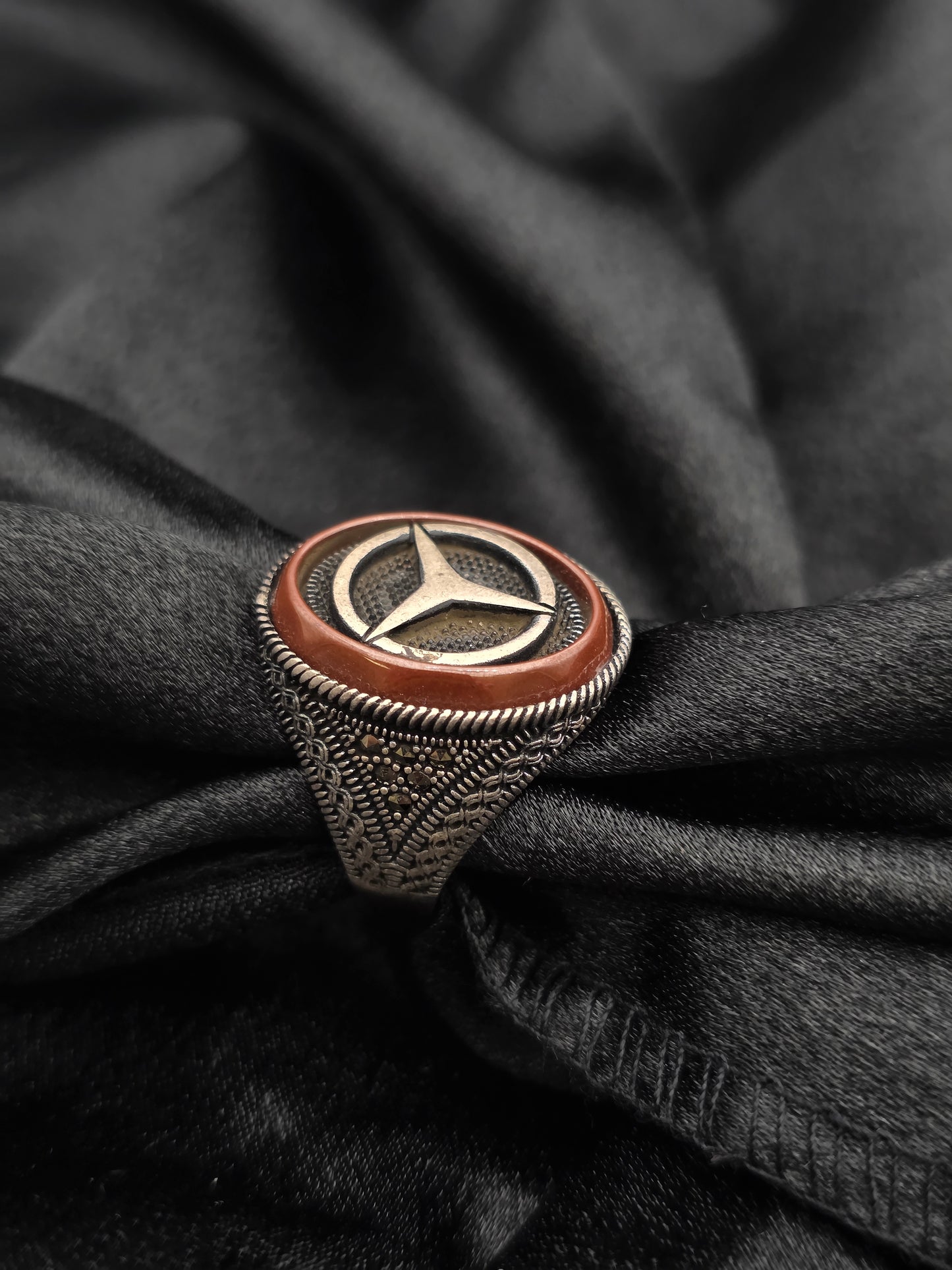 BOYS SILVER RING SIZE 10 BR028