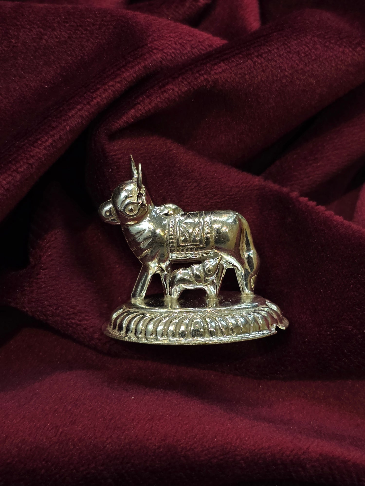 PURE SILVER COW AND CALF AC082