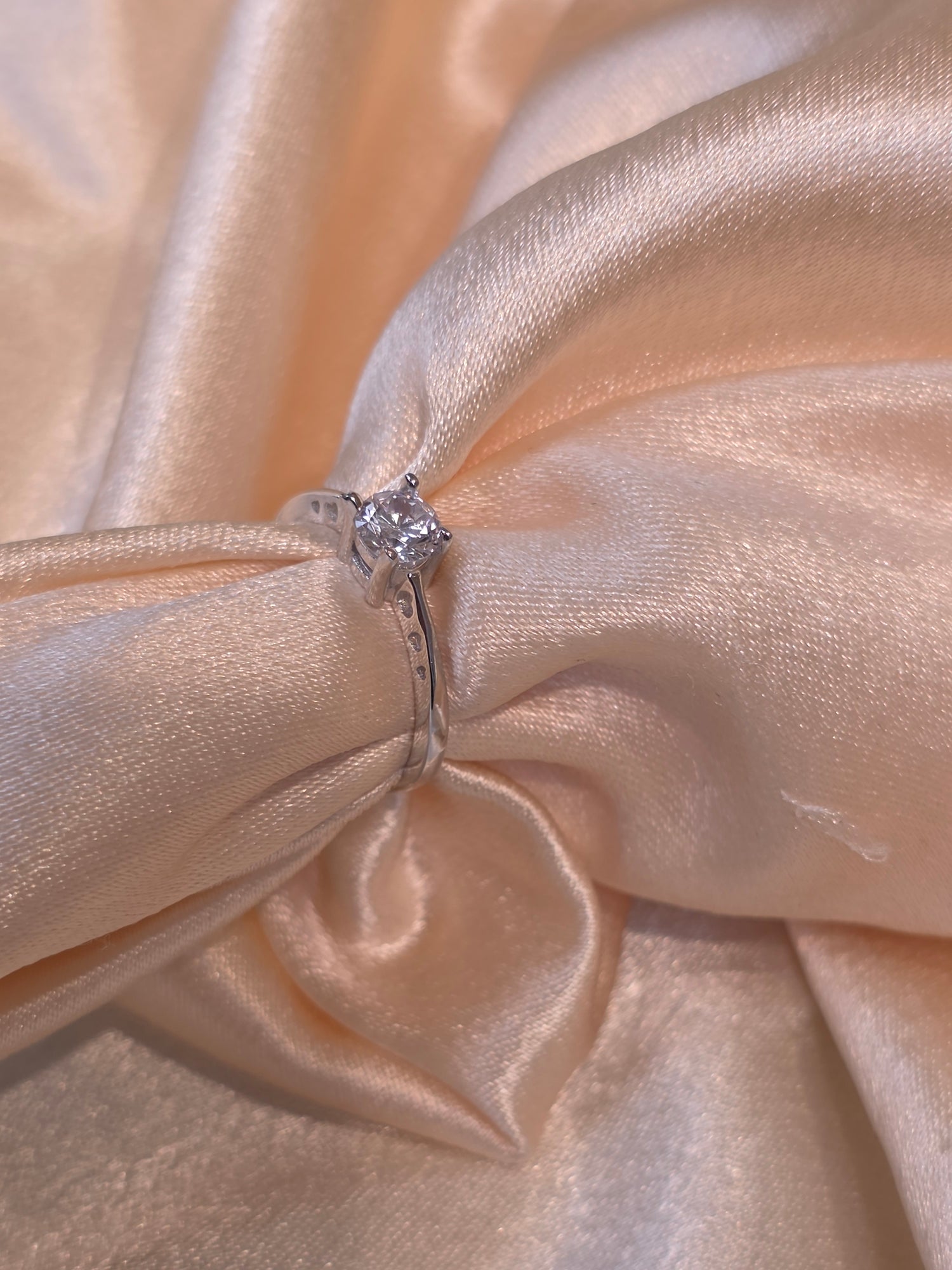 SILVER RING SIZE 6 GR653