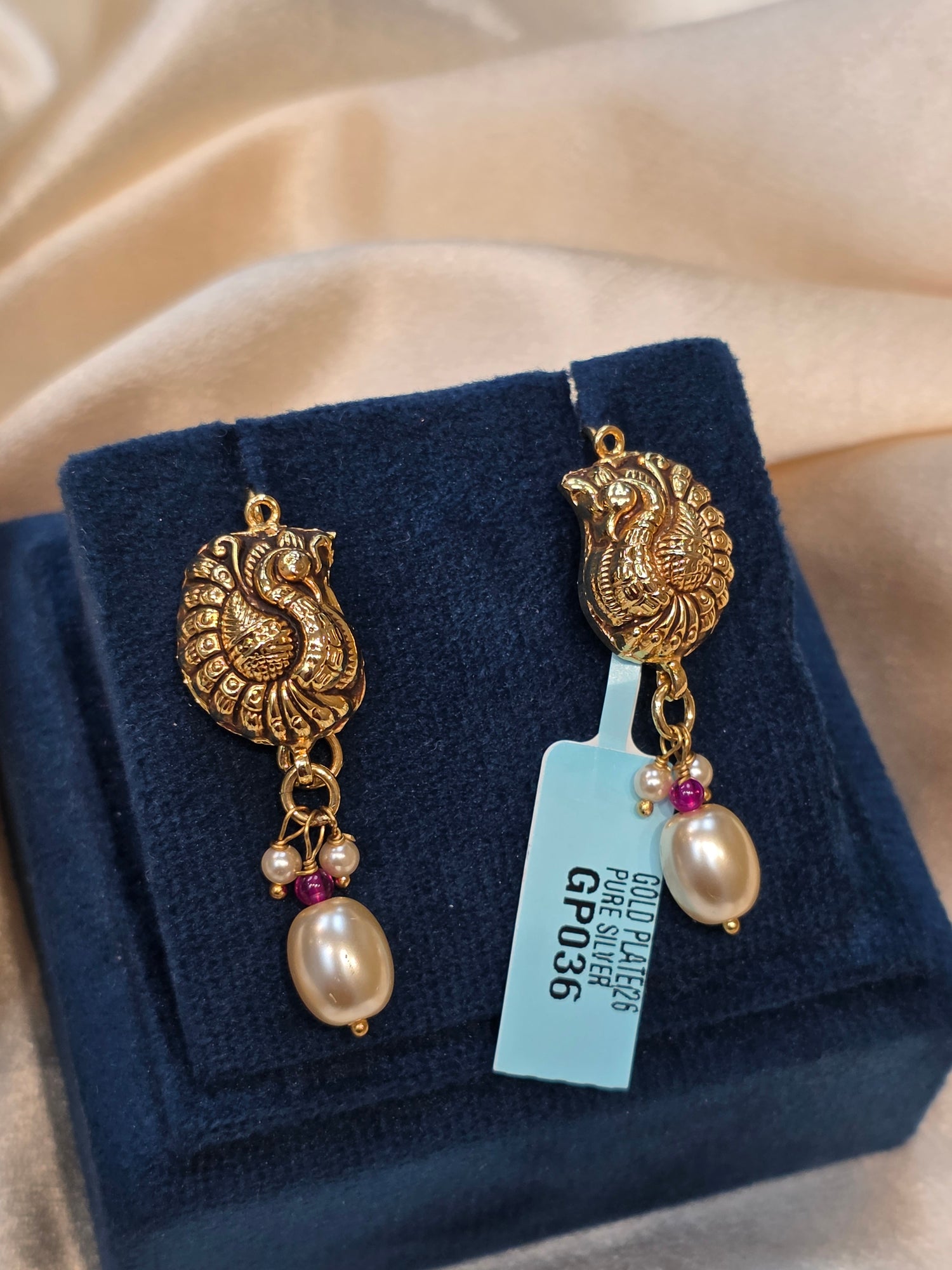 GOLD PLATED EARRINGS GP036