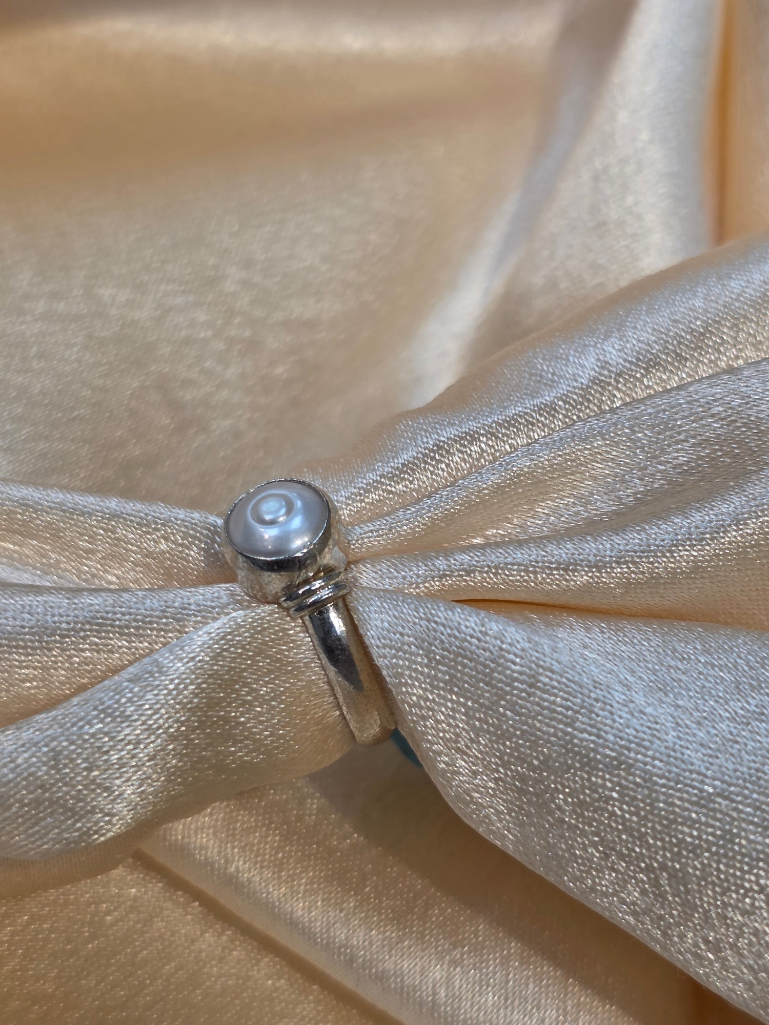 PEARL RING SIZE 5 GR282