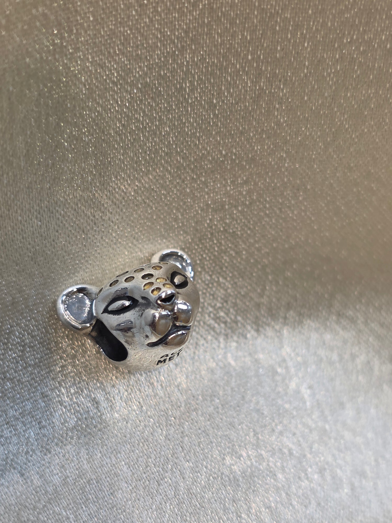 PANDORA LEOPARD HEAD CHARM PC335