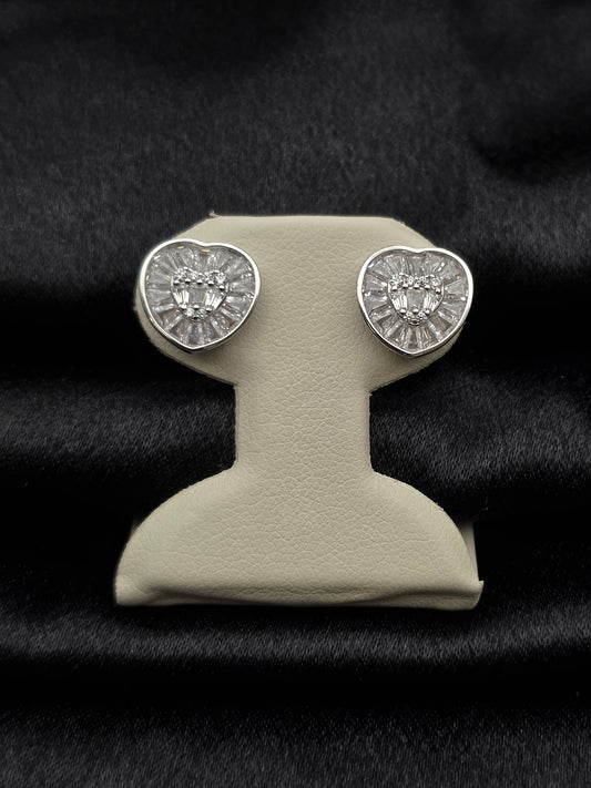 SILVER EAR STUDS GE593