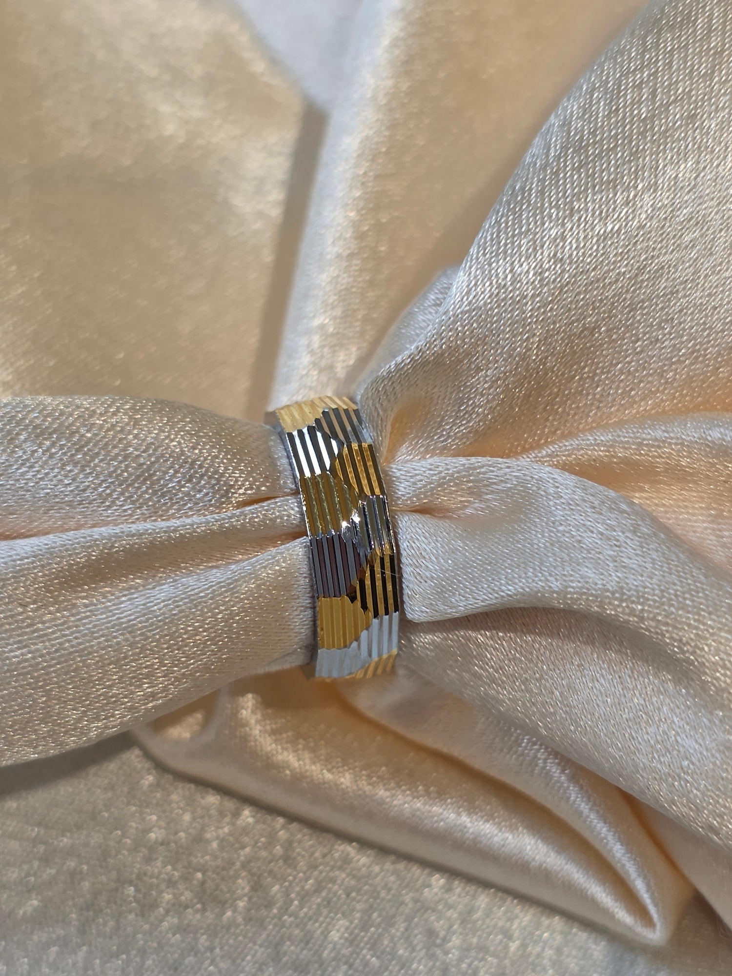 SILVER RING SIZE 6 GR715