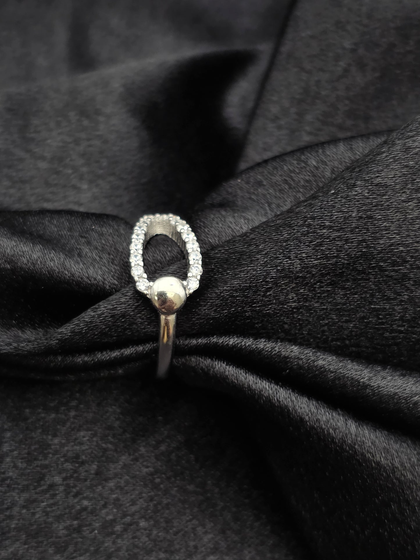 SILVER RING SIZE 6 GR506
