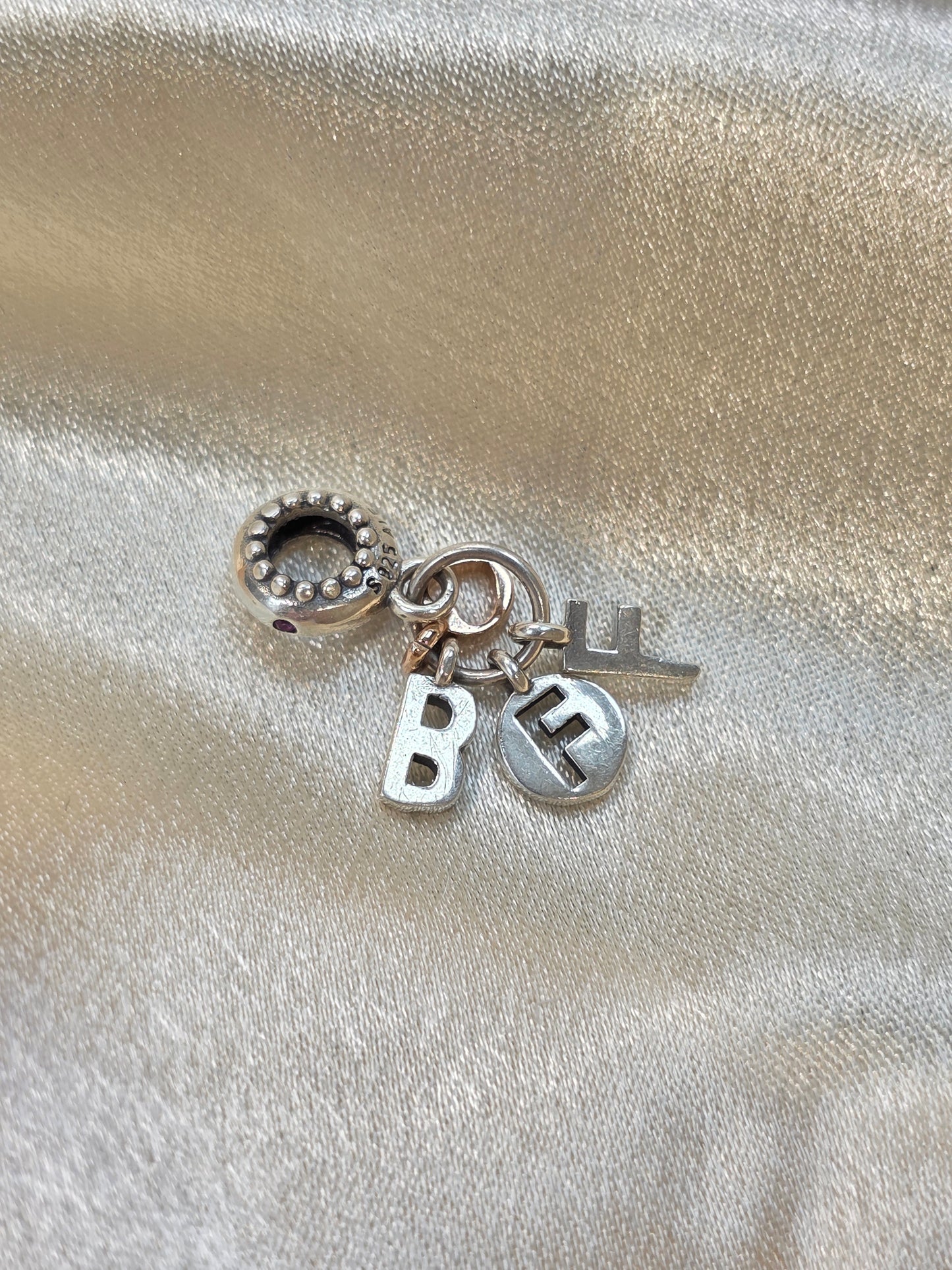BEST FRIENDS FOREVER DANGLING PANDORA CHARM PC266