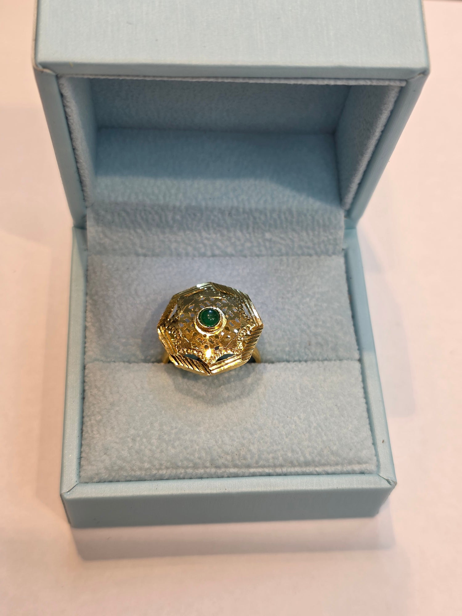 GOLD PLATED RING SIZE 7