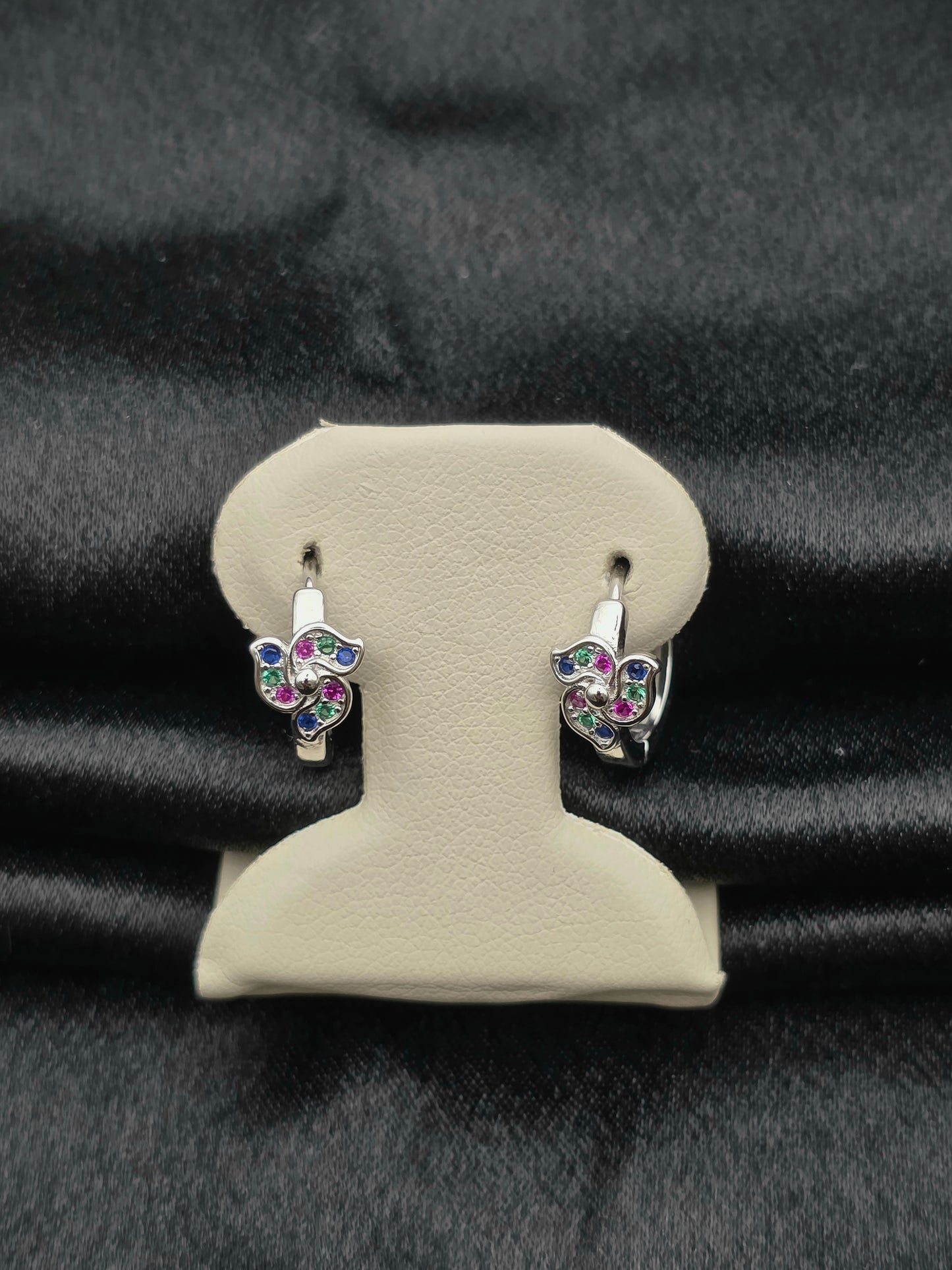 SILVER HOOPS GH208