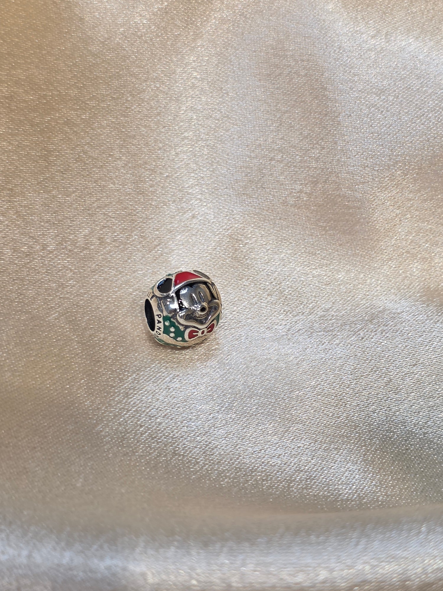PANDORA MICKEY ROUND SPACER CHARM PC215