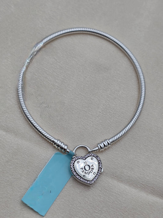 PANDORA BRACELET SIZE20 PB070