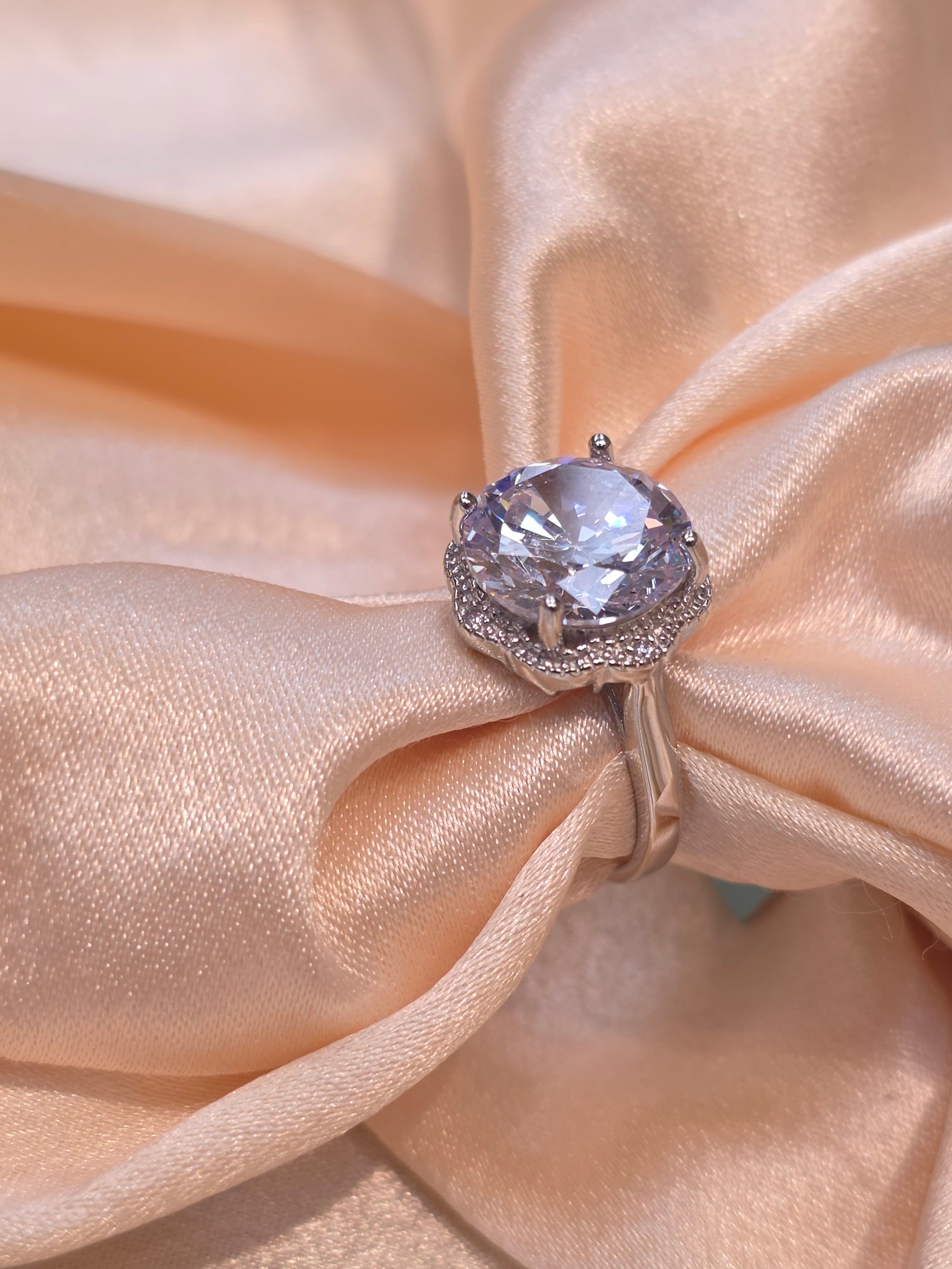 SILVER RING SIZE 6 GR619