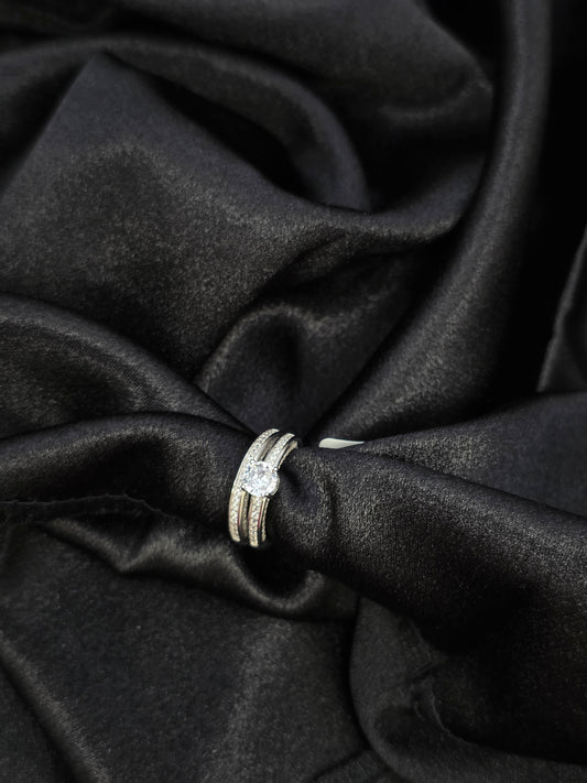 SILVER RING SIZE 6 GR123