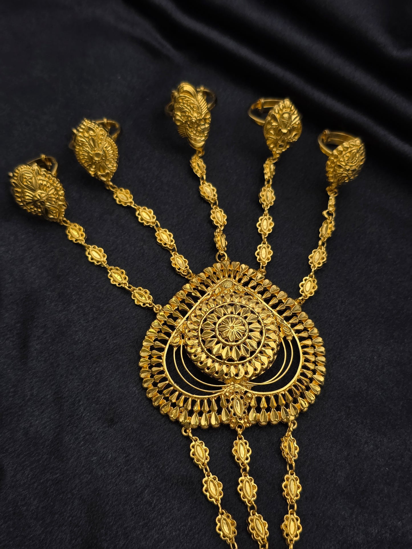GOLD PLATED SILVER HAND SET GPI019