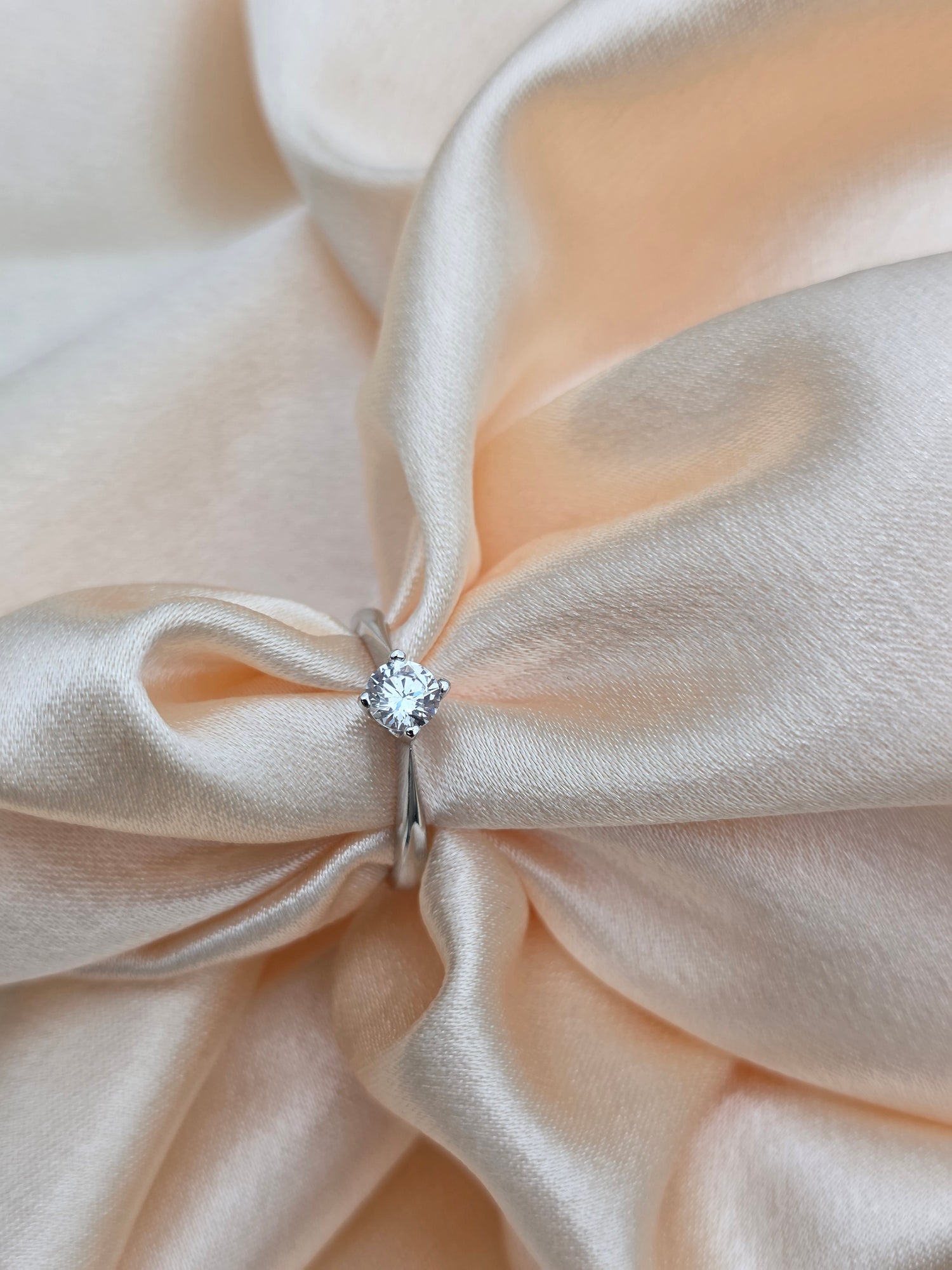 SILVER RING SIZE 6 GR034