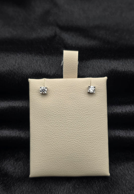 SILVER EAR STUDS GE165