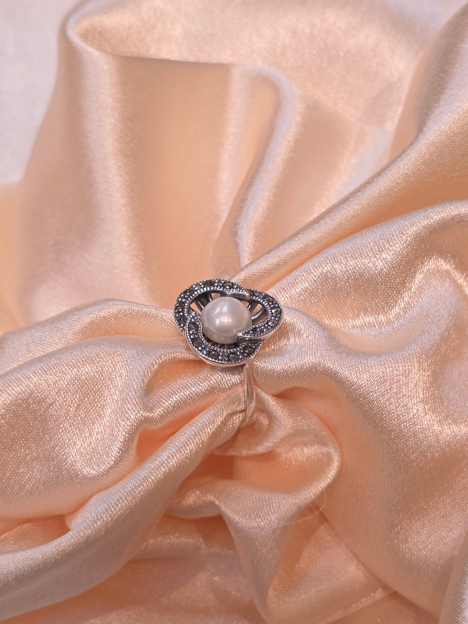 SILVER RING SIZE 7 GR319