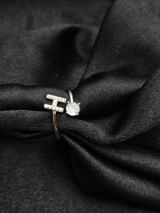 SILVER RING SIZE 7 GR517