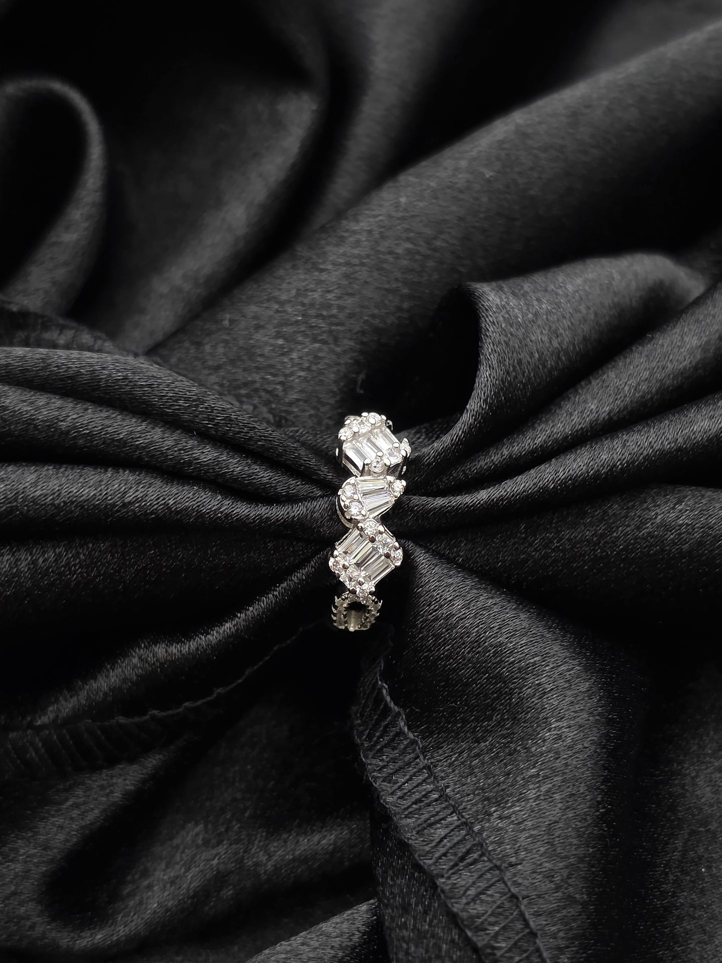SILVER RING SIZE ADJ GR641