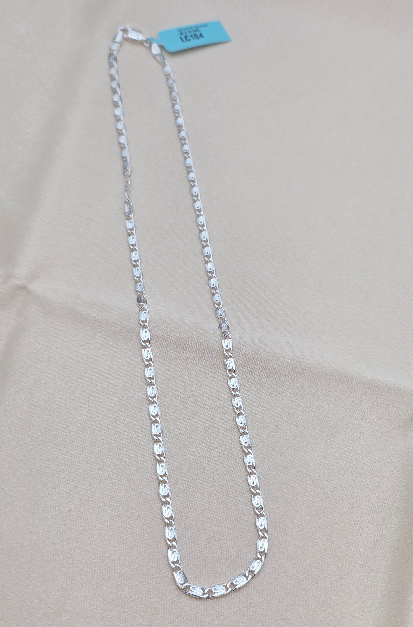 SILVER CHAIN 18 INCH LC104