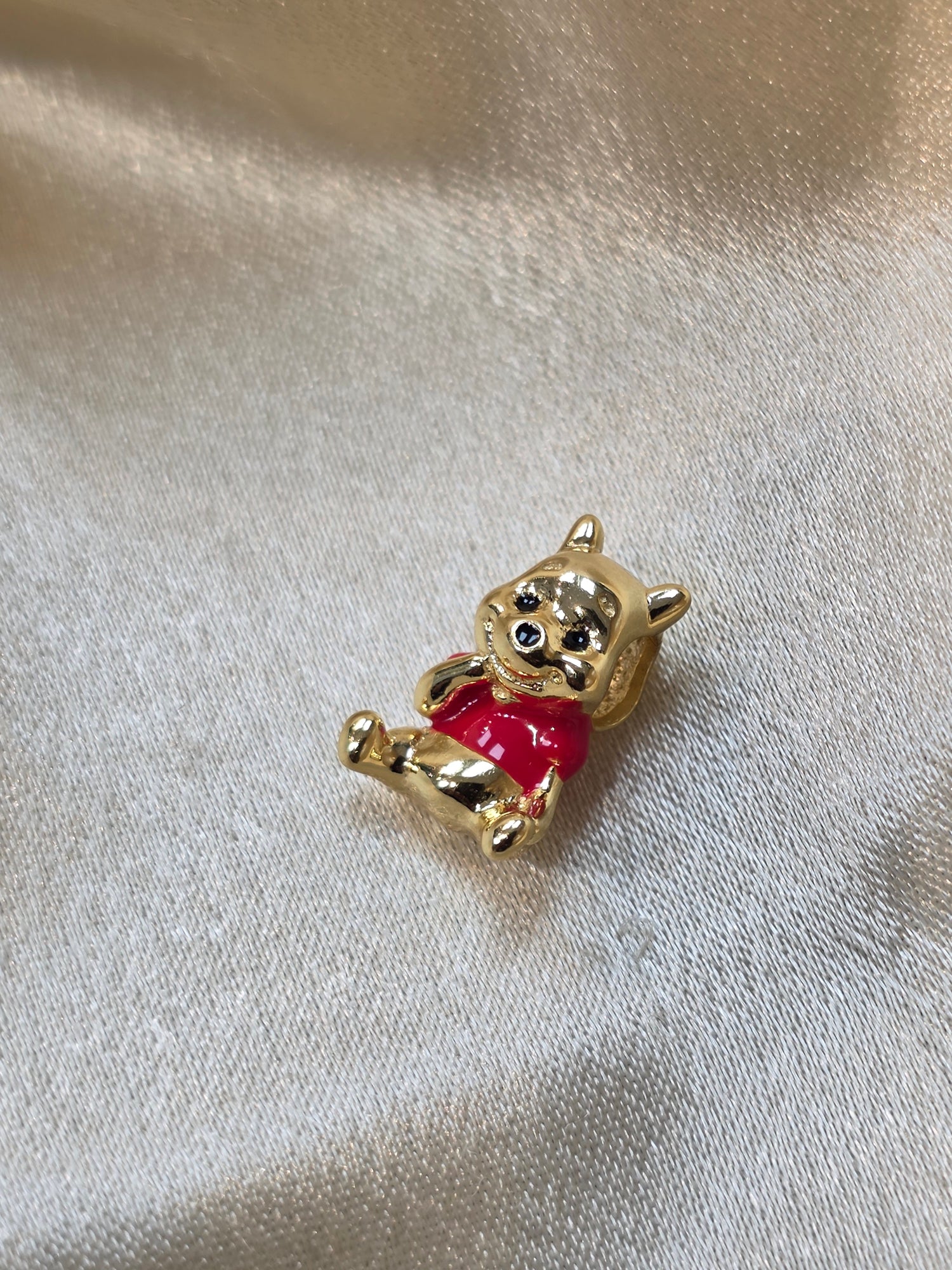 PANDORA WINNIE THE POOH CHARM PC196