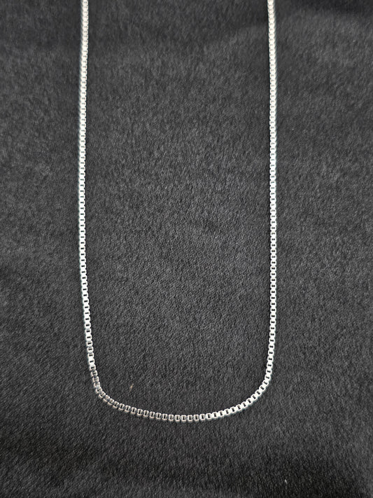 LADIES SILVER CHAIN 18INCH LC128