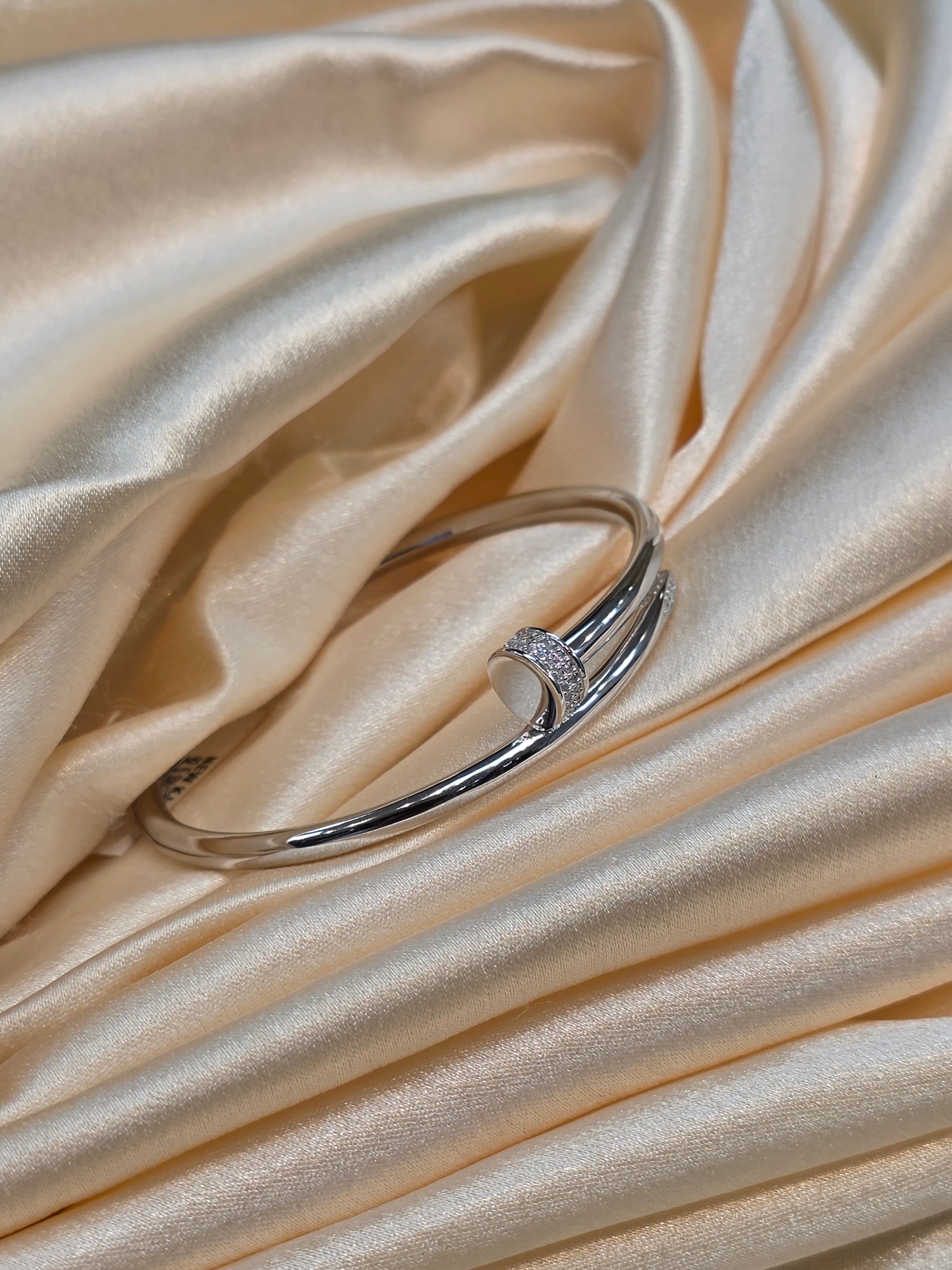 SILVER NAIL BRACELET GB136