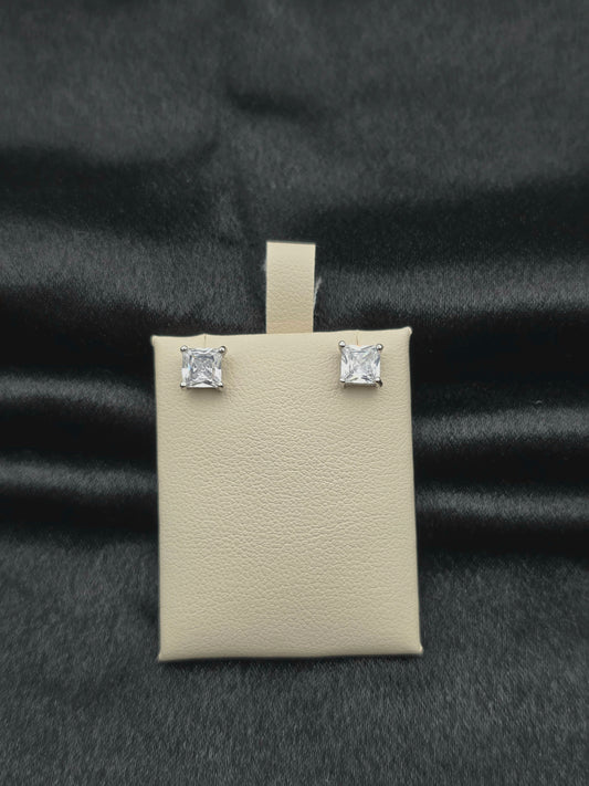 SILVER EAR STUDS GE466