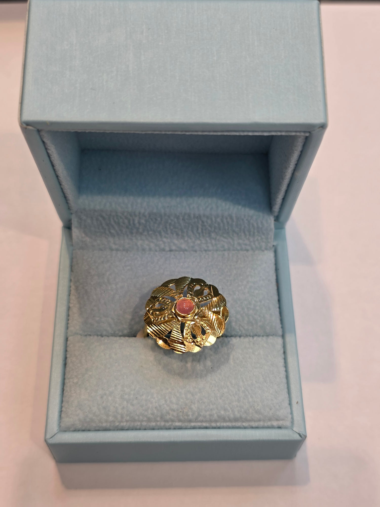 GOLD PLATED RING SIZE 6