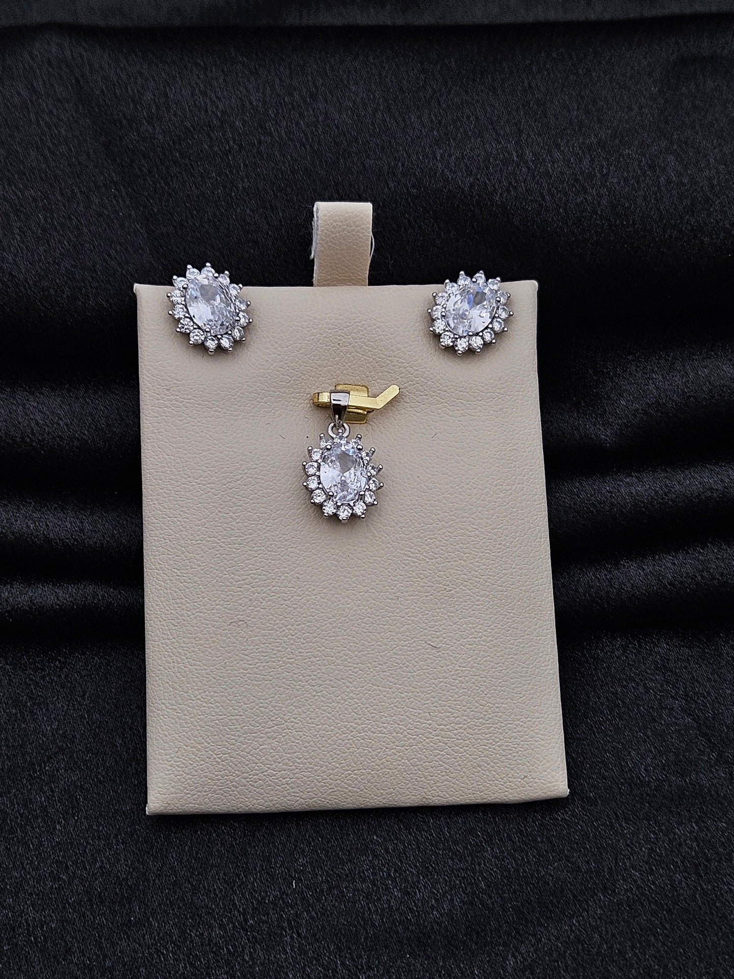 SILVER PENDANT SET PS033