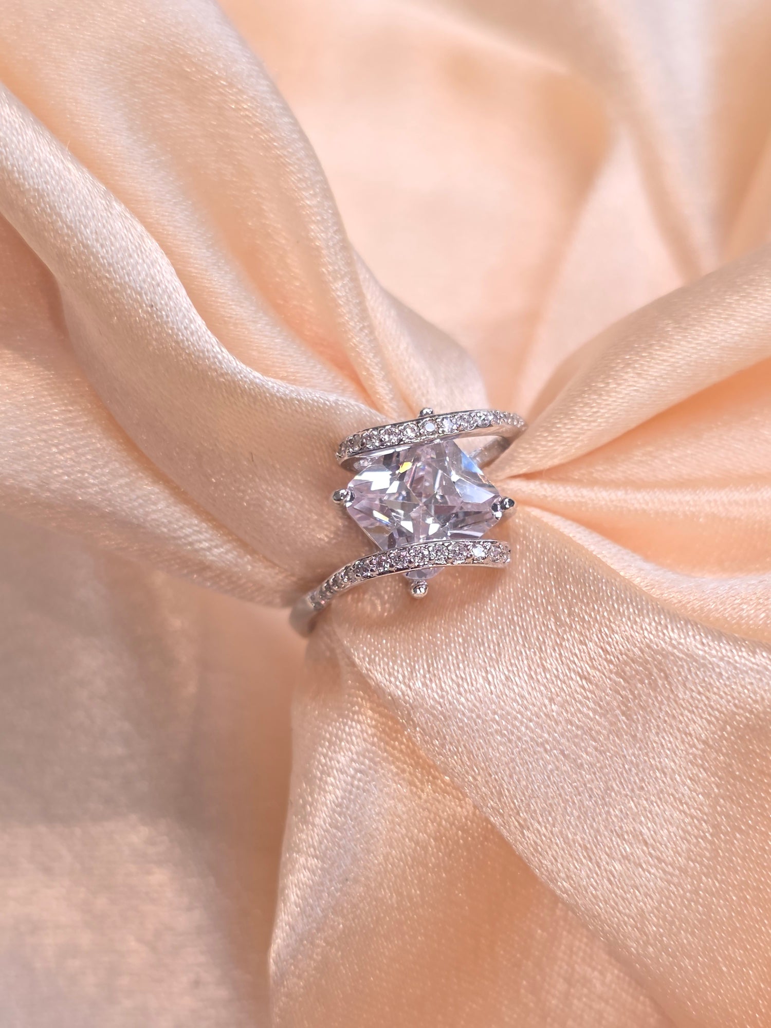 SILVER RING SIZE 8 GR1254