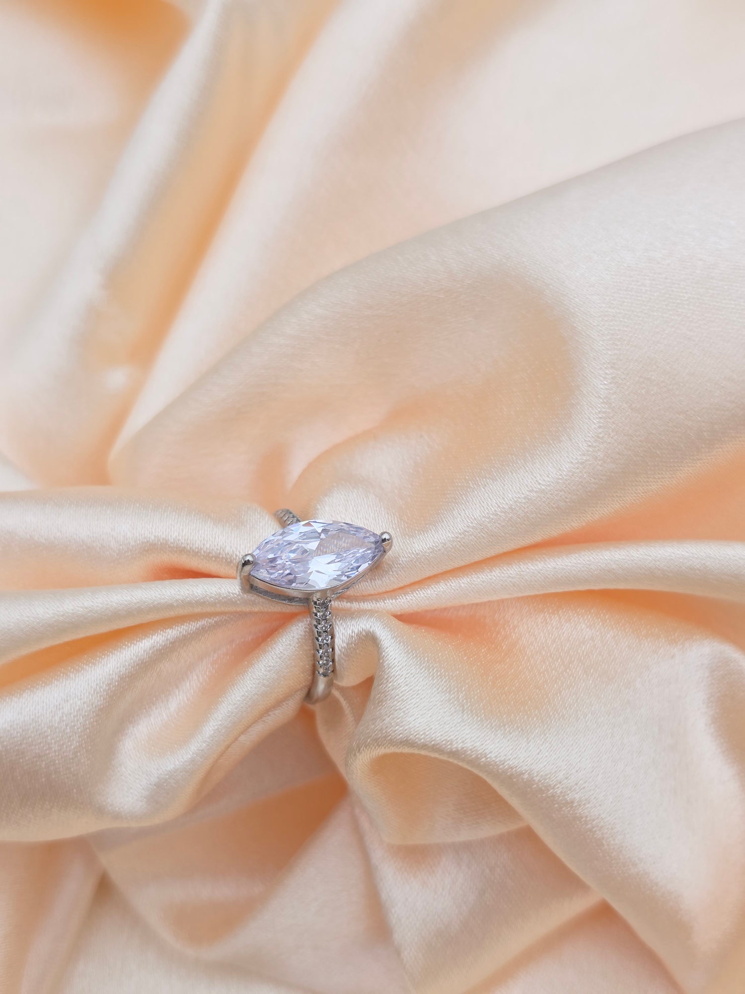SILVER RING SIZE 7 GR114