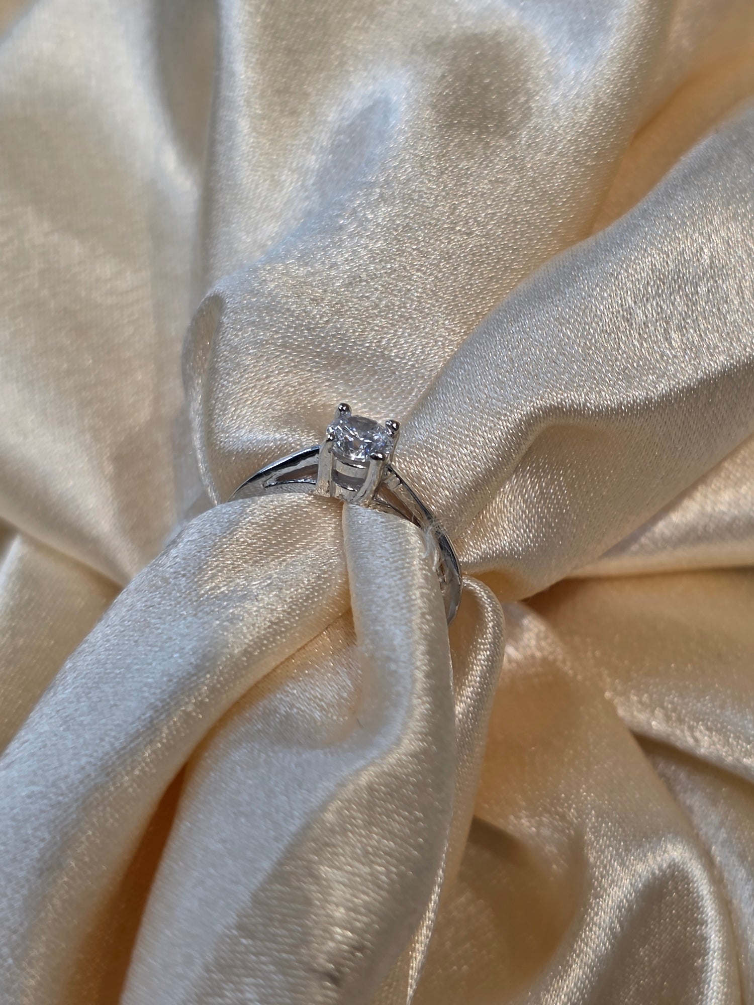 SILVER RING SIZE 6 GR670