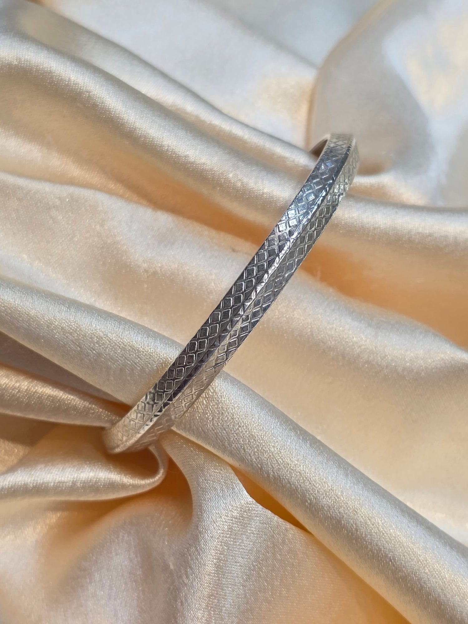 SILVER KADDE 2.4 IN LK023