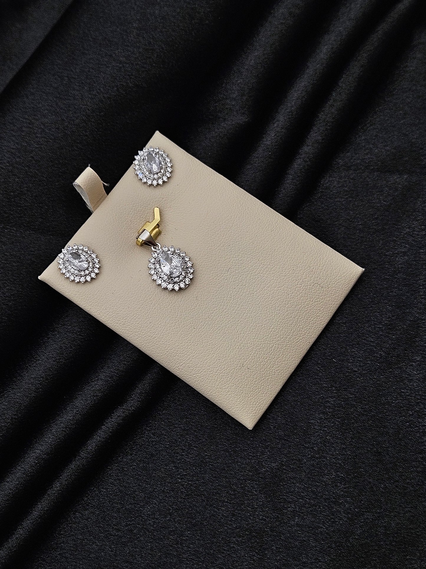 SILVER PENDANT SET PS022