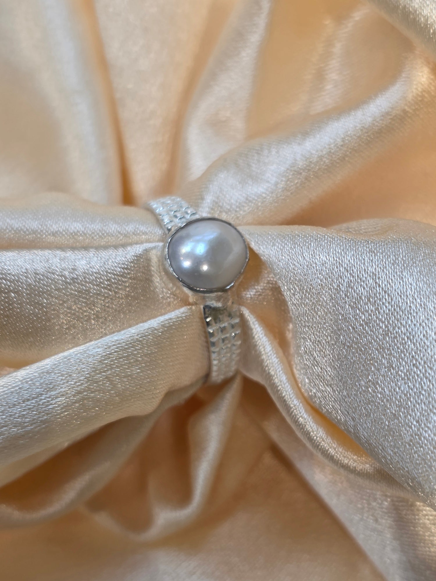 PEARL RING SIZE 11 GR939