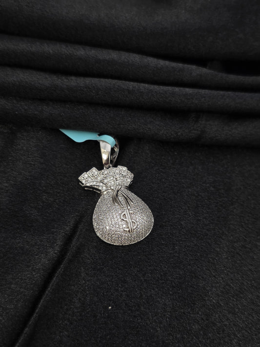 BOYS SILVER PENDANT BP002