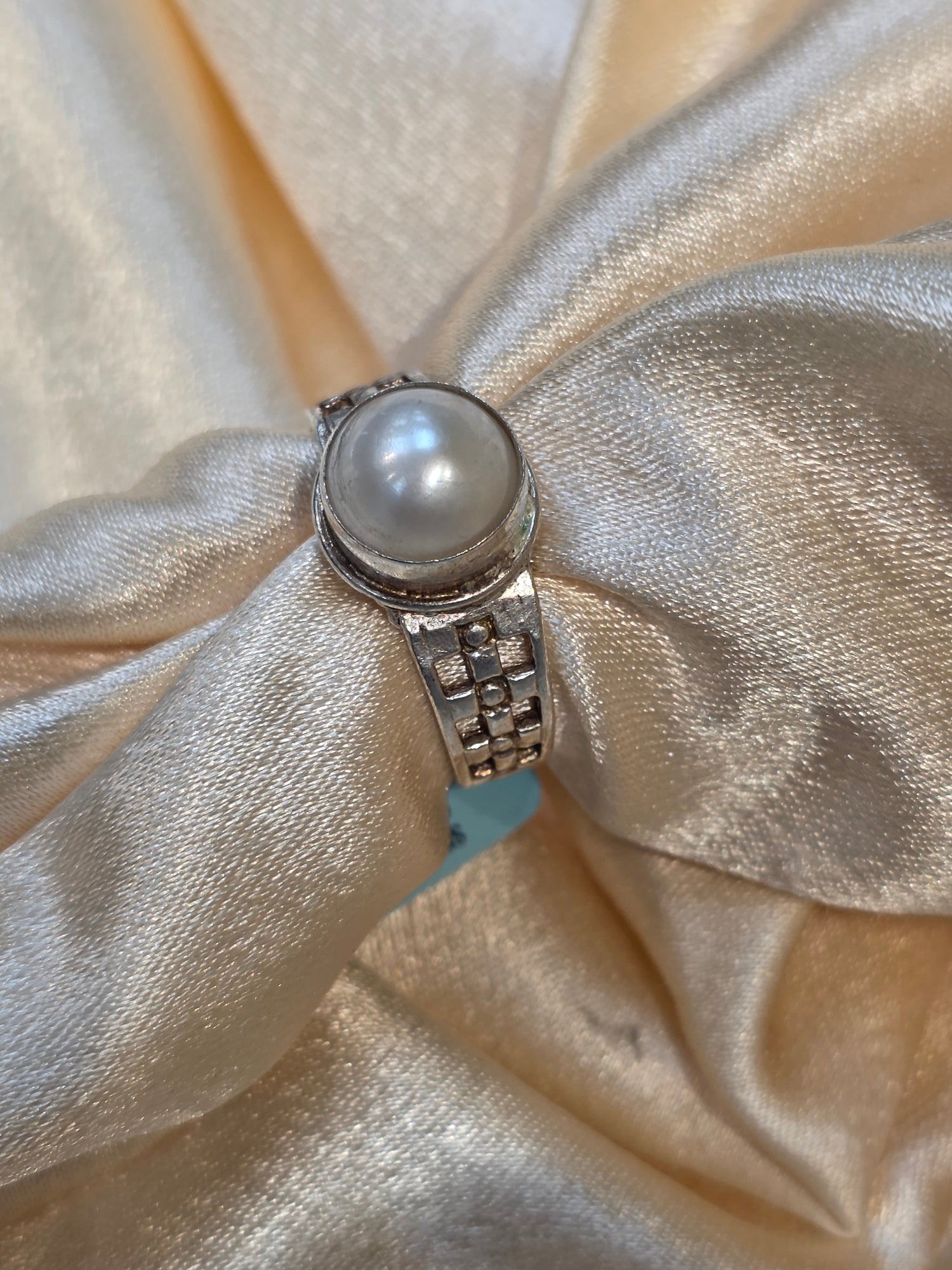 PEARL RING SIZE 9 GR291