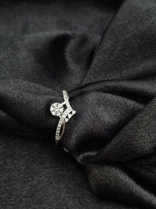 SILVER RING SIZE 8 GR512