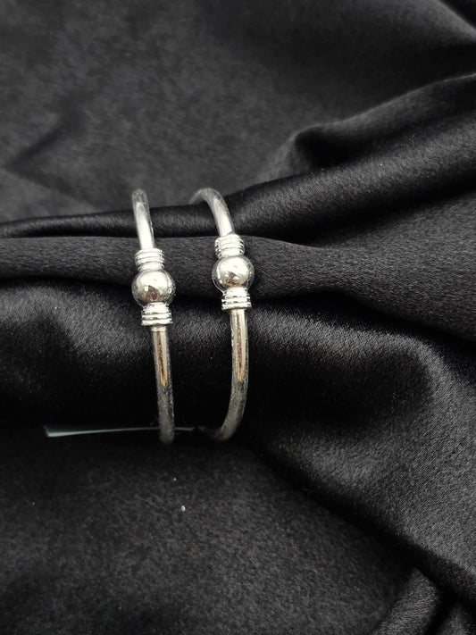 BABY SILVER SAGGLE 1.6 SIZE BS105