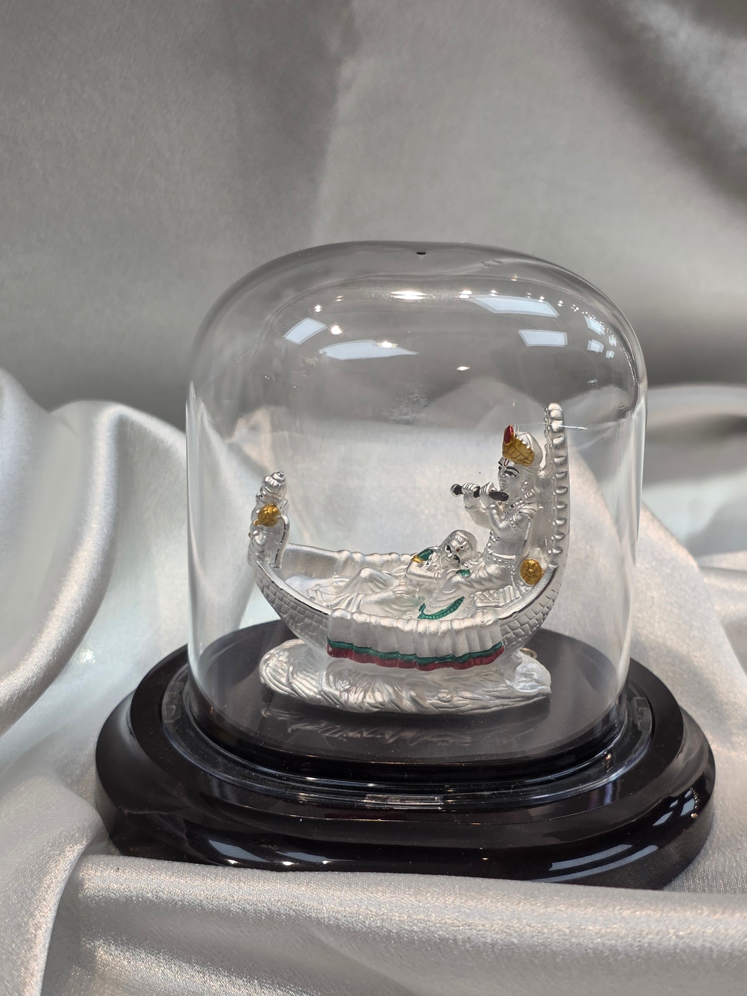 PURE SILVER RADHA KRISHNA JI FRAME IDOL AC294