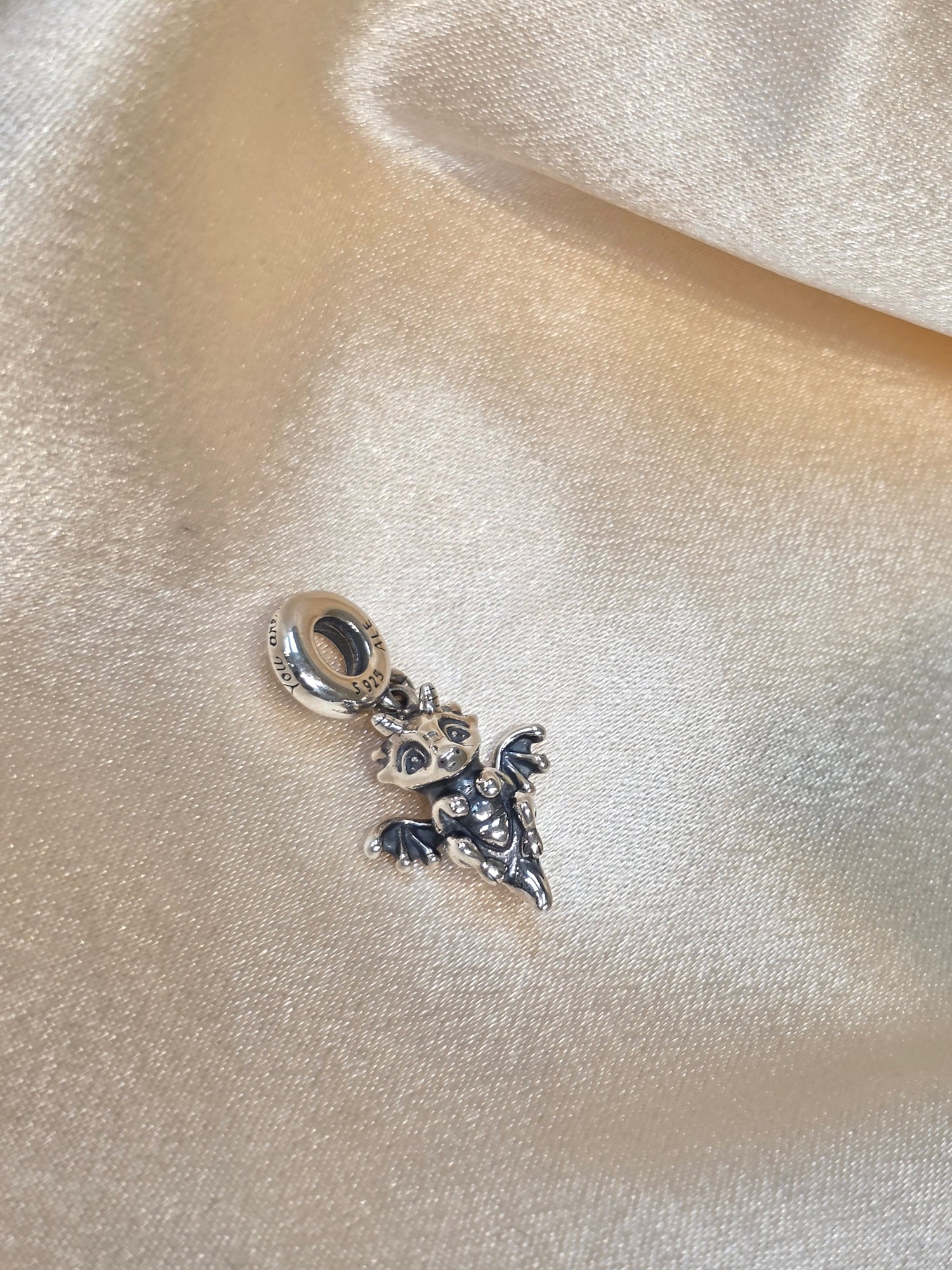 PANDORA YOU ARE MAGIC DRANGON DANGLE CHARM PC317