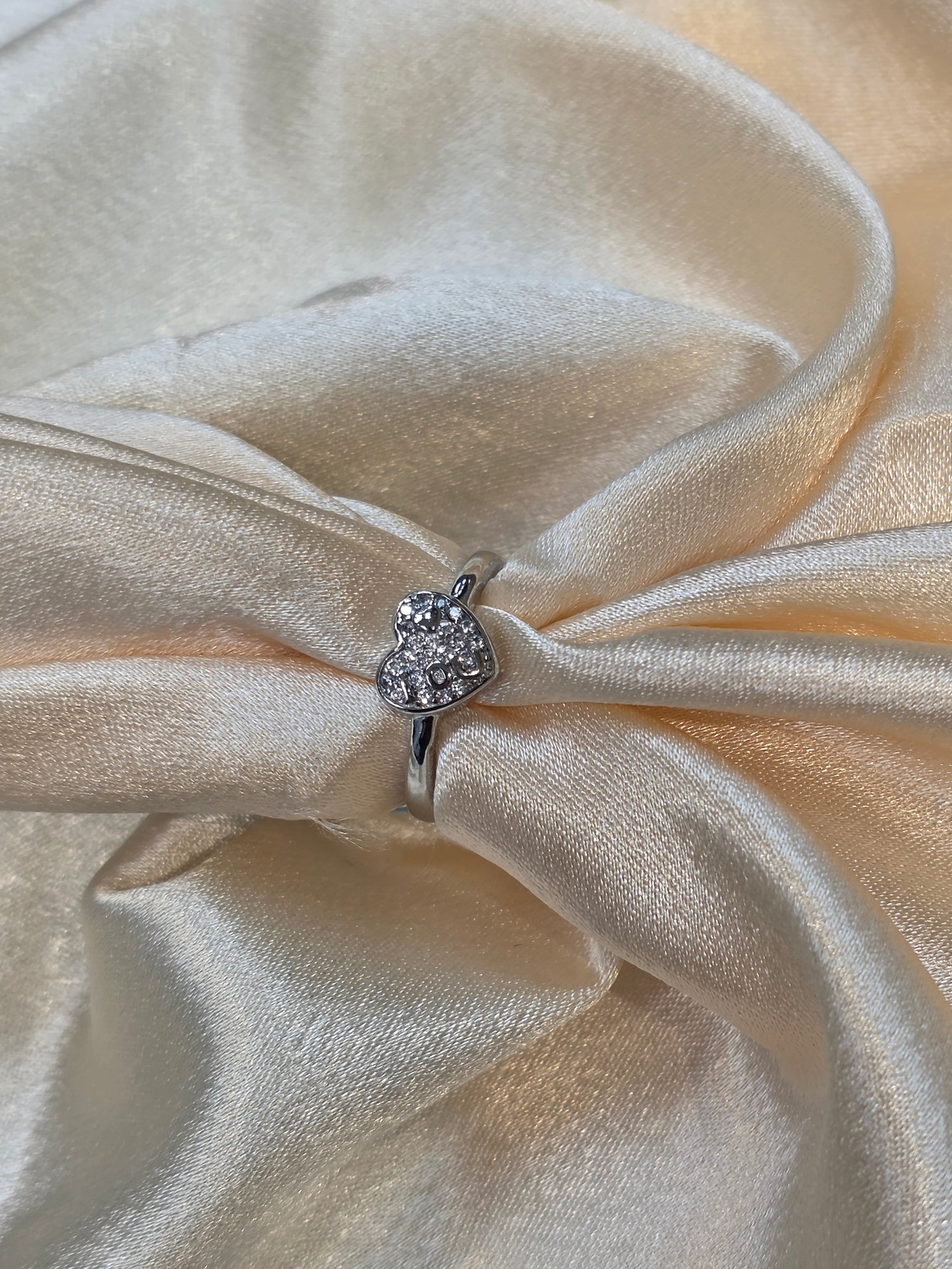 SILVER RING SIZE 8 GR418