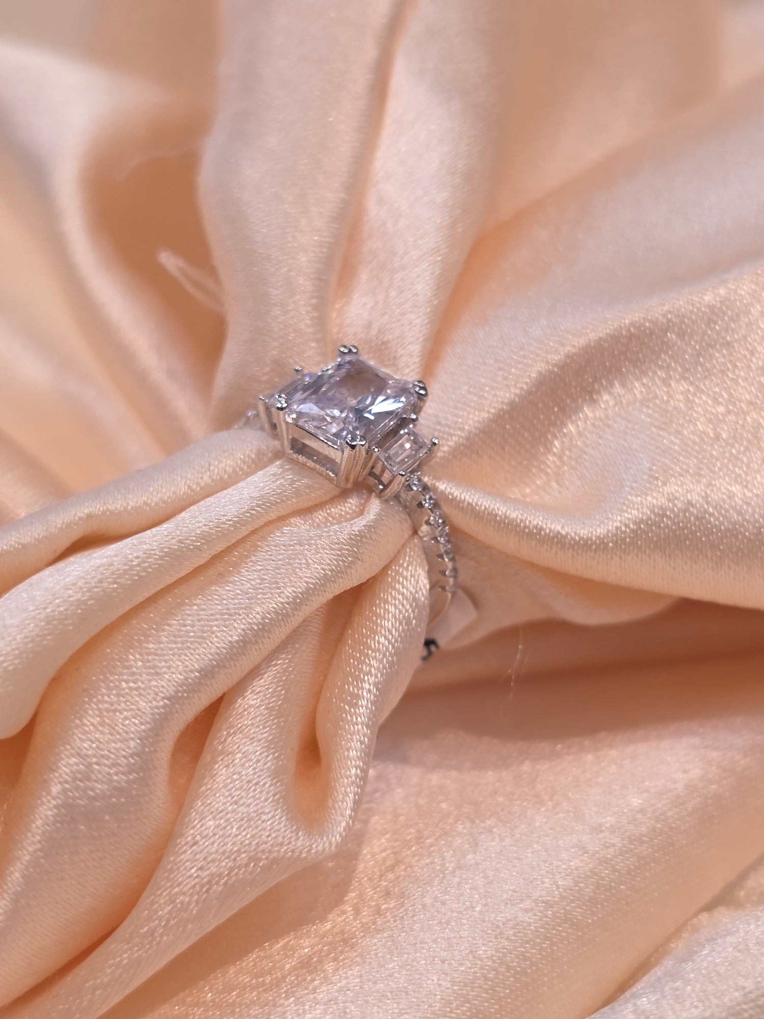 SILVER RING SIZE 8 GR1271