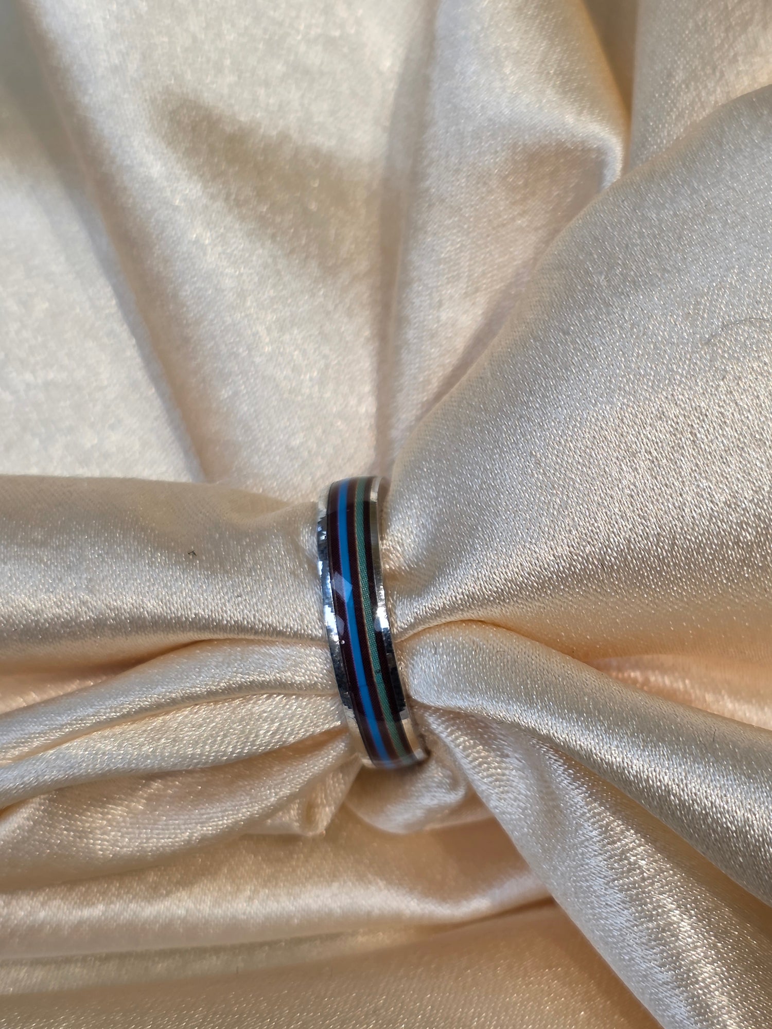 BOYS SILVER RING SIZE 10 BR024