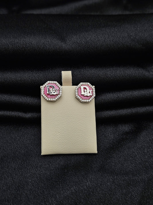 SILVER EAR STUDS GE034