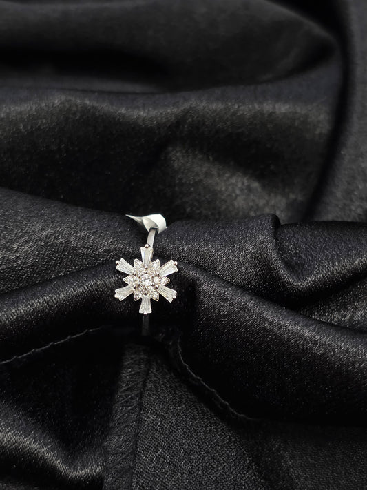 SILVER RING SIZE 6 GR069