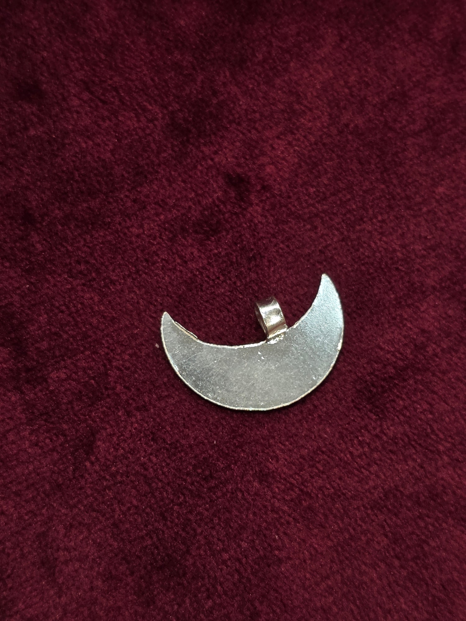 PURE SILVER HALF MOON AC096